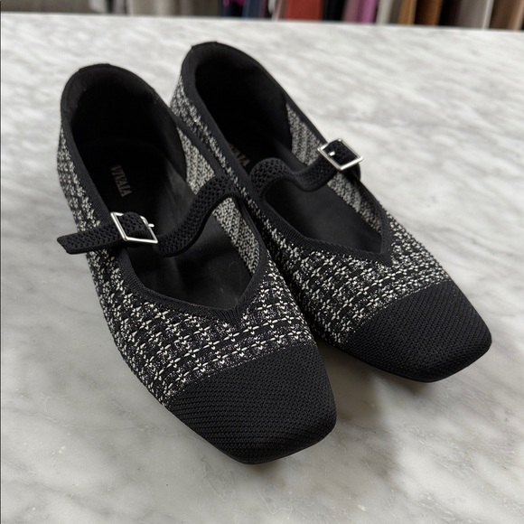 VIVAIA Square Toe Margot Mary Jane in Black and White Size 40/US9 - Picture 2 of 10